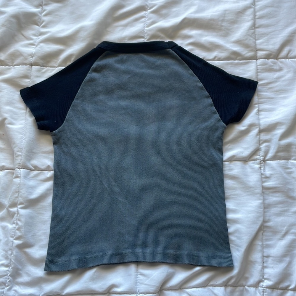 Bella Ribbed Top - Picture 2 of 2